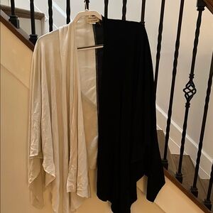 Black and Cream Donni Charm wrap